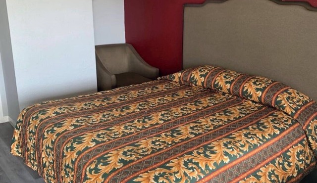 Hi Rise Motel