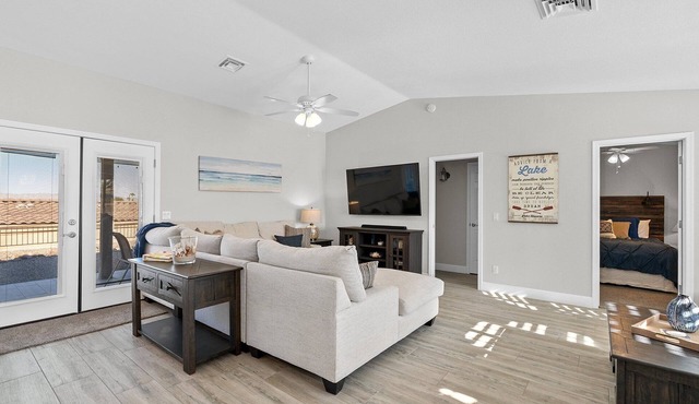 Hillside Haven with Lake Havasu Views