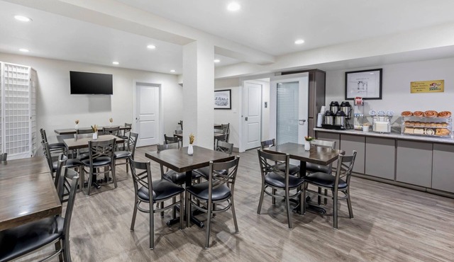 Hillstone Inn Tulare, an Ascend Collection Hotel