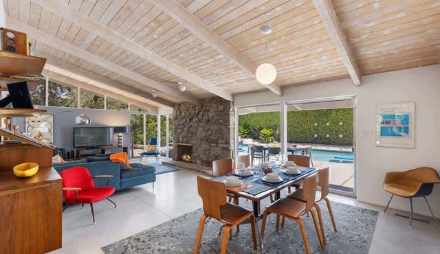 Hip Twin Palms Mid-Century