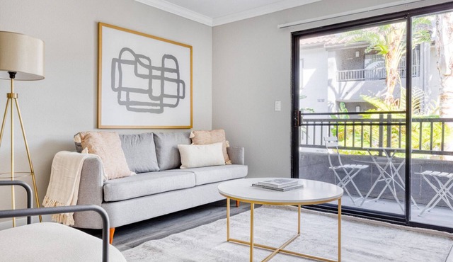 Hip Woodland Hills 1BR w/Pool & Gym, near Warner Center, by Blueground