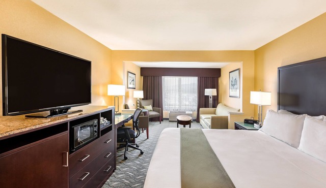 Holiday Inn Express Hotel & Suites San Jose-Morgan Hill by IHG in Morgan Hill