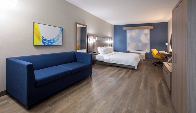 Holiday Inn Express & Suites Lathrop by IHG in Lathrop