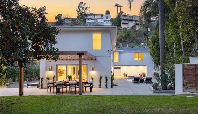 Hollywood Hills Retreat Pool + Spa + Outdoor Dining + Views | Skyline Chalet