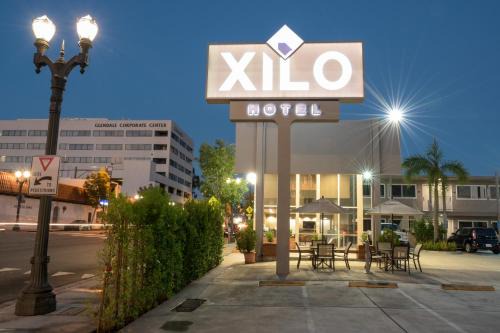Hotel Xilo Glendale in Glendale