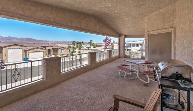 House w/Grill, Balcony & Views of Lake Havasu