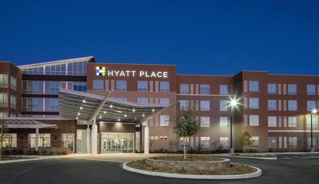 Hyatt Place Bakersfield