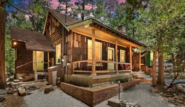 IdyllAway Vintage Cabin - Kid Friendly Cul-de-Sac!
