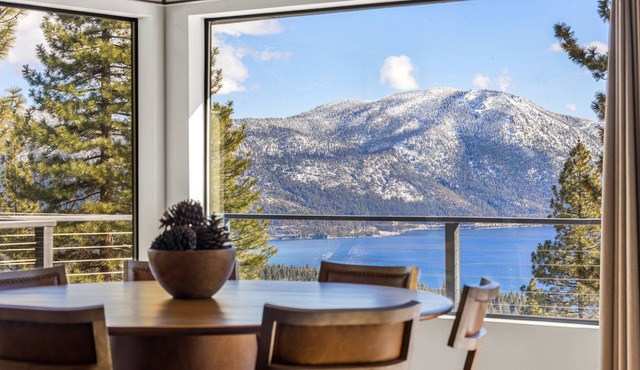 Incline Lakehouse Lookout