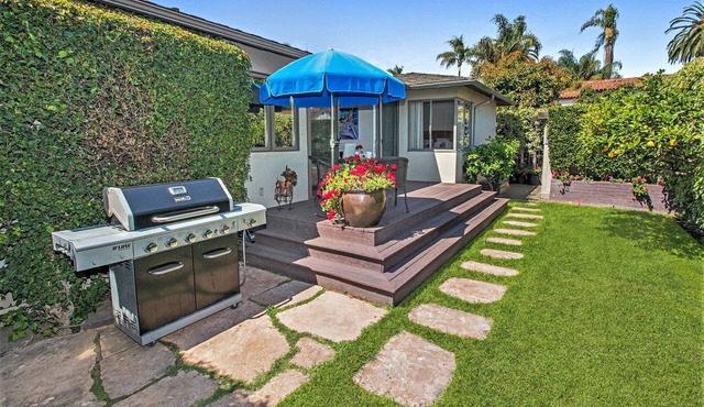 Juniper Cottage - Coastal Designed Cottage Near West Beach!