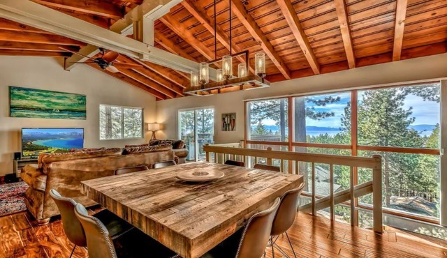Lake Tahoe Tree House with Panoramic Views of Lake Tahoe
