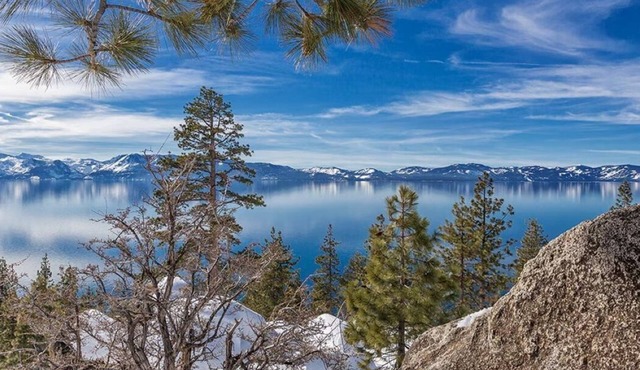 Lake Tahoe Winter Escape 2BR Condo Sleeps 6 Jan 11–18, 2027