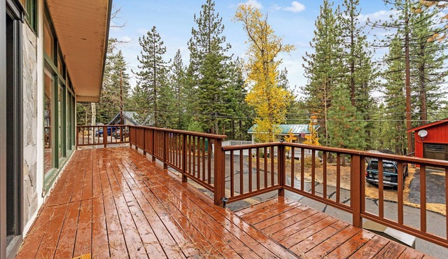 Laketahoe Zephry Cove luxury home mv7