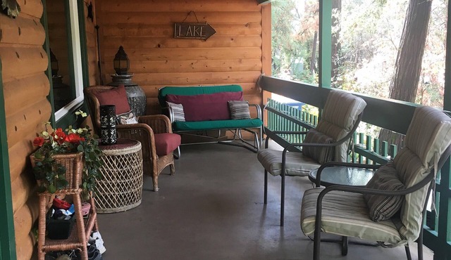 Lakeview Lodge Cabin