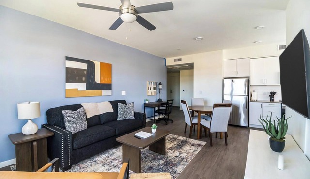 Landing | Chic 2BD, Game Room, Gym