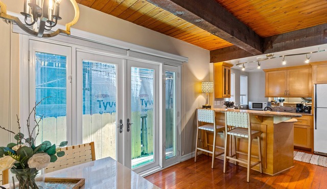 Lovely two-story condo with beachfront access, ocean views & washer/dryer