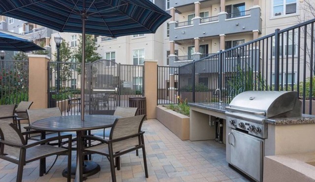Luxe San Bruno 3BR w/ Pool, W/D & Gym, easy highway access, by Blueground