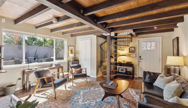 Luxury Cottage in East Sac Walk & Bike to McKinley Park, Midtown & Downtown
