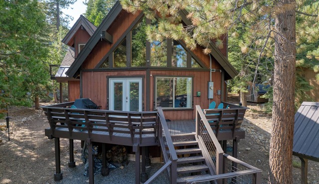 Majestic Entertainers Home w/Pine Tree Views | Ember by AvantStay