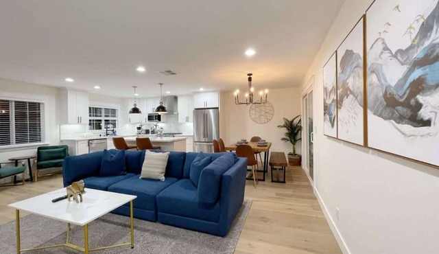 @ Marbella Lane - Contemporary Sophisticated Home