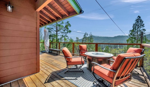 Marina View Cabin - Boat Slip - Sleeps 11 - Pets OK