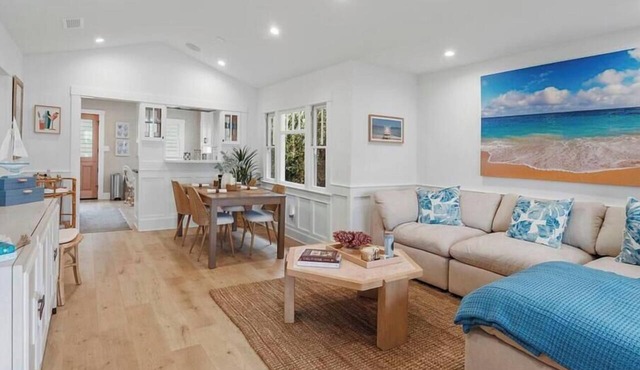 Marvelous 2-bedroom house with AC in Redondo Beach in Redondo Beach