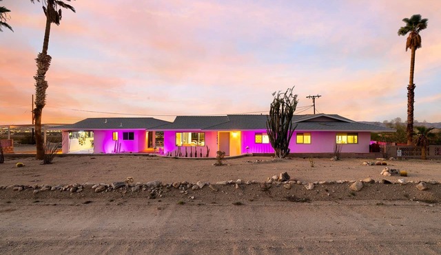 Mid-Century Views - 2 Min to JTNP - Retro Vibes