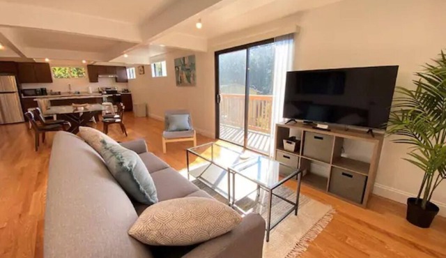 Minimalist Zen Overlooking