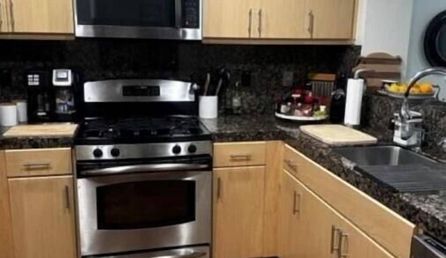 Modern Condo With Estuary Views-Monthly Discount!