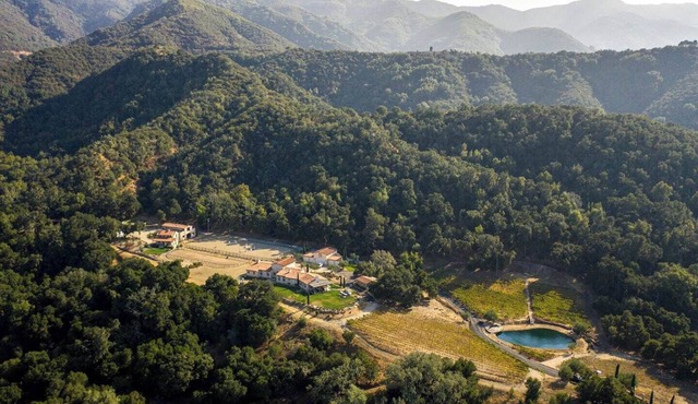 Modern Farmhouse in the Hills