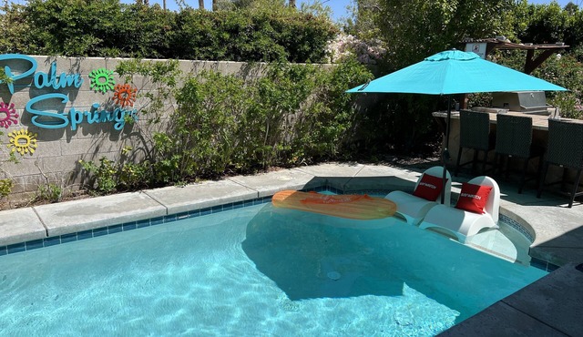 Modern Hollywood Themed Desert Oasis - DOG FRIENDLY #052422