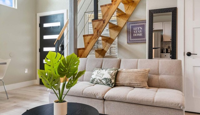 Modern Studio + Loft & Full Bath | Cozy Stay in Austin