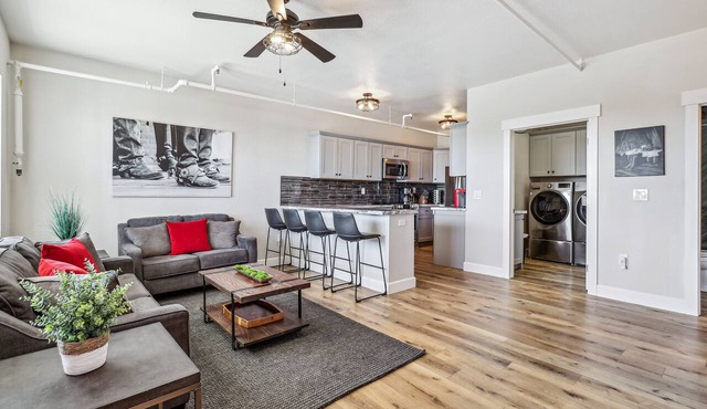 Mtn-View Apt w/ Deck in Historic Virginia City