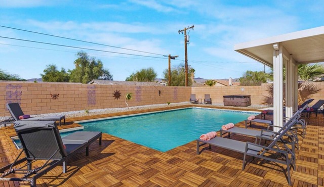Music Oasis: Pool/Spa, Basketball, Arcade, Central replaced