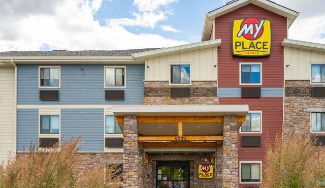 My Place Hotel-Redding, CA