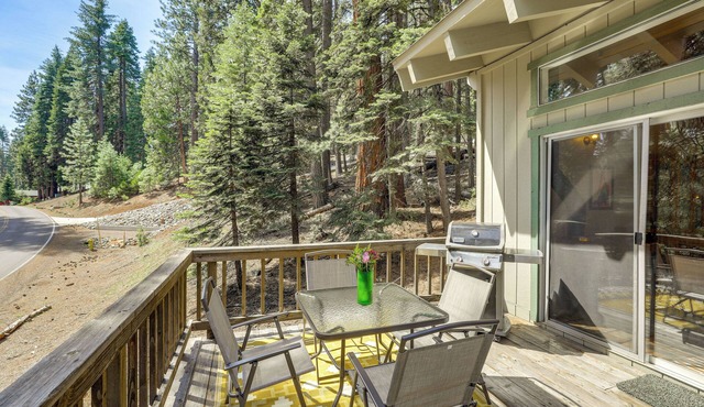 Near Beaches & Boat Launches! Lake Almanor Getaway