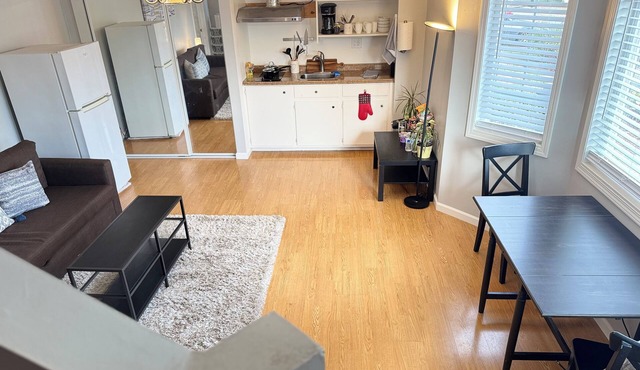 nEnjoyable private entry unit with private bathroom, kitchen, washer and dryern