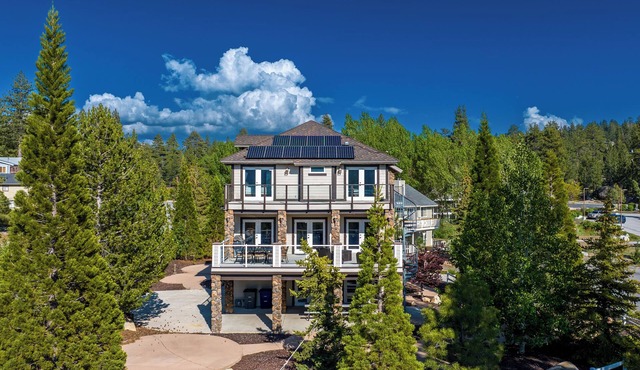 New! Bearadise ~ Boulder Bay Lodge w/private dock