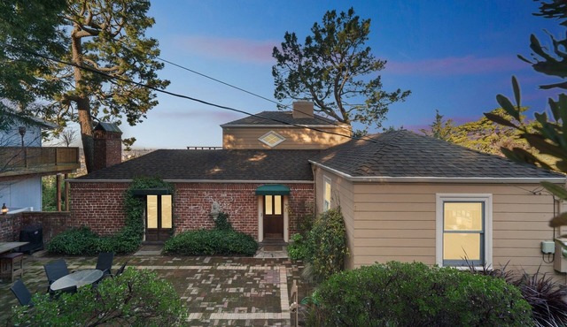NEW! Charming 1933 Ridge-Top Home with Stunning Views