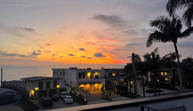 New Coastal Luxury Home Ocean Views Private Rooftop Deck Walk to Beach