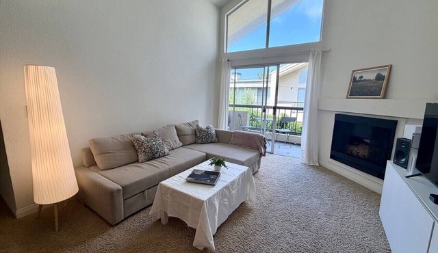 NEW! Warner Center Condo | Pool, Tennis & Balcony