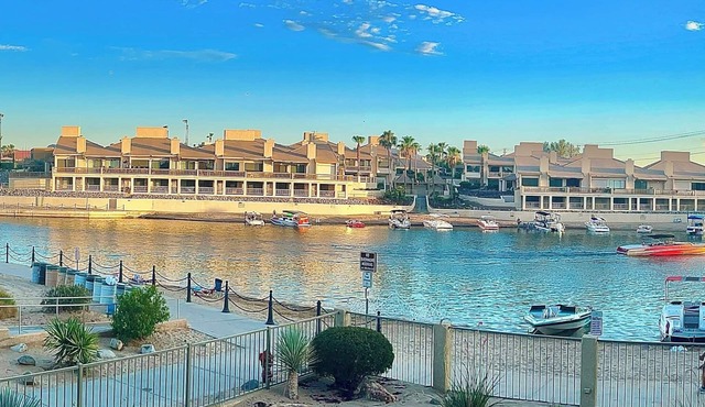 NEWLY REMODELED!2bd,2bth.Single-Story Condo@Kingsview.Beachfront View.On Channel