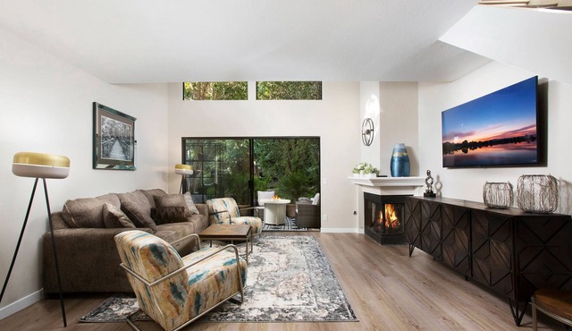 Nice home in Agoura Hills oasis