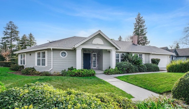 Oak West Home