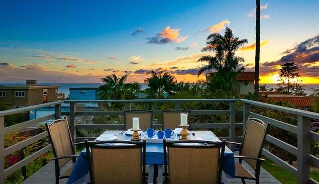 Ocean View Deck! | Walk to the Beach | King Suite in Encinitas