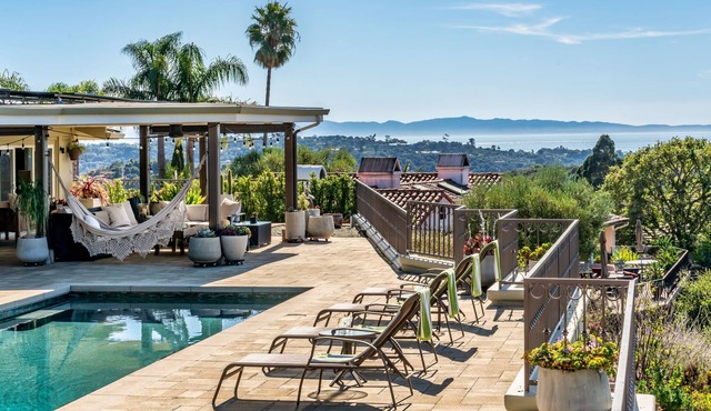 Pacific Sunset - Luxury Estate with Ocean Views