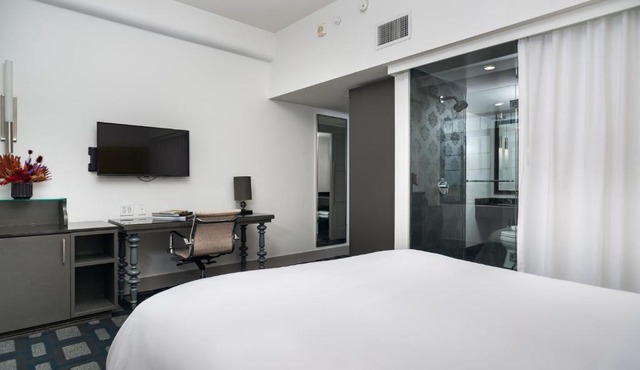 Padre Hotel in Bakersfield