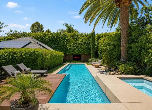 Palm Heated Pool Villa Near The Grove