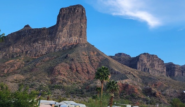 Parker Strip River Home with Mtn & River Views & Boat Launch, Beautiful Parker Strip River Home with.
