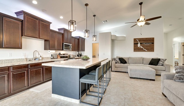 Patio & Grill: Family-Friendly Lake Havasu Home